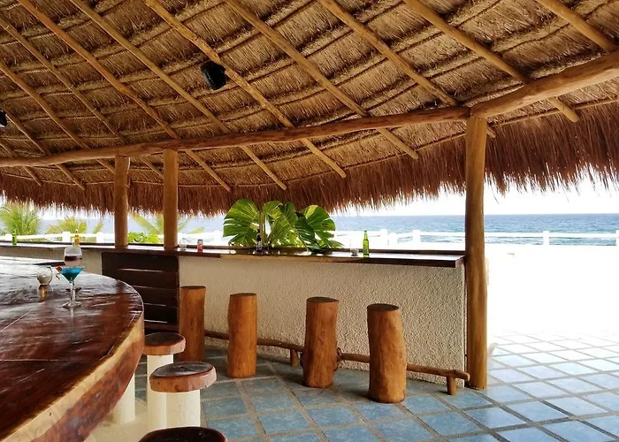 Aquatech Derosa Aparthotel Akumal