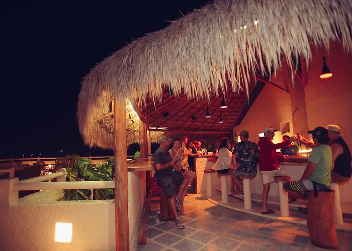 Aquatech Derosa Aparthotel Akumal